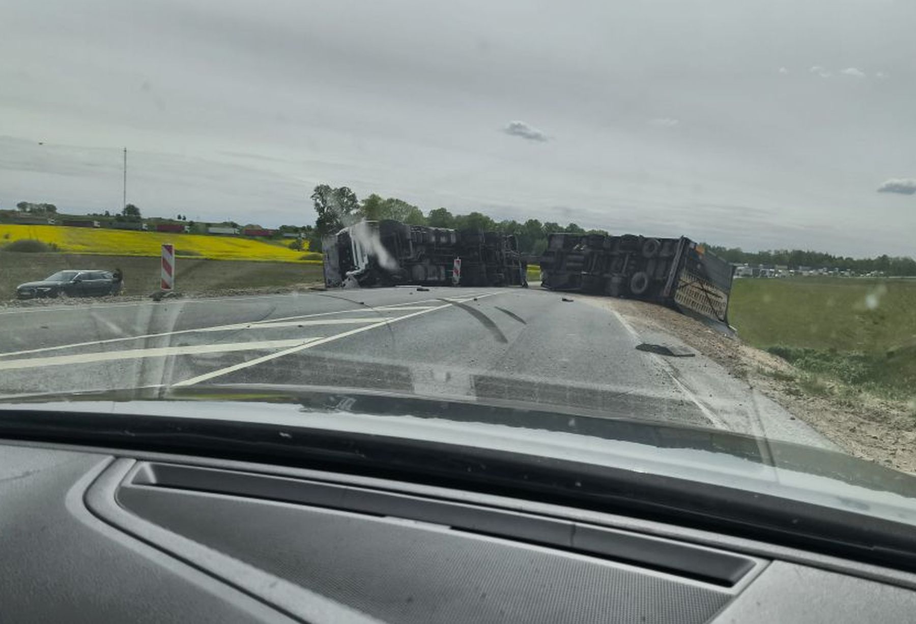 A5 kelias uždarytas: eismo įvykis paralyžiavo judėjimą Lenkijos kryptimi
