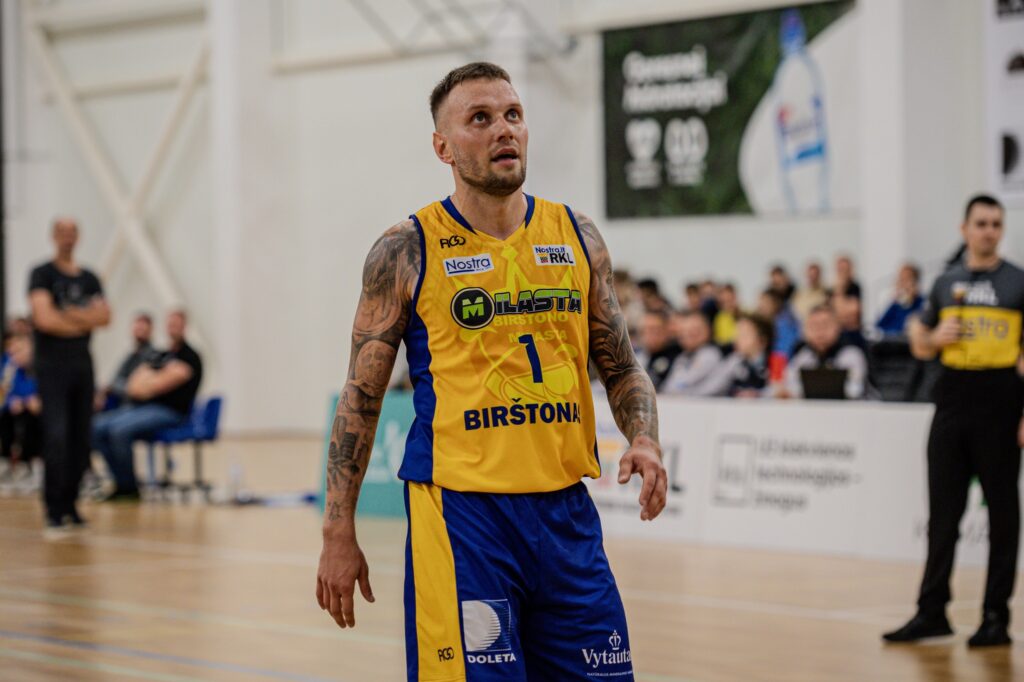 Praėjusiame sezone iki traumos dominavęs Ovidijus Varanauskas sugrįžta ir papildys Širvintų komandą