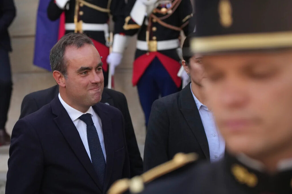 Streikų diena Prancūzijoje iššūkis naujiems ministro pirmininko biudžeto planams