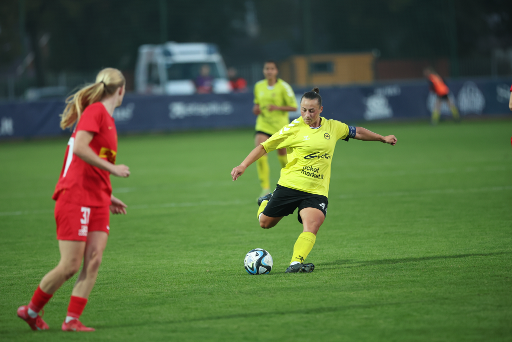 Istoriniame debiute „Gintra“ įveikė Danijos vicečempionės