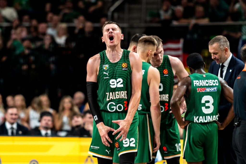 Žalgiris sutriuškino Bolonijos „Virtus“ ir pratęsė pergalių seriją Kauno Žalgirio pergalė prieš Bolonijos Virtus