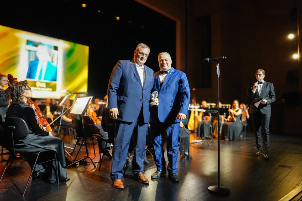 Regionų krepšinio lygos rėmėjų gretose dar sezonui lieka UAB „Kilimai“