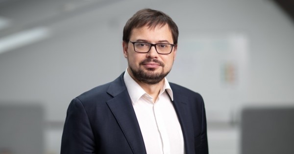 Koks yra kapitalo vaidmuo darbo našumo raidai?