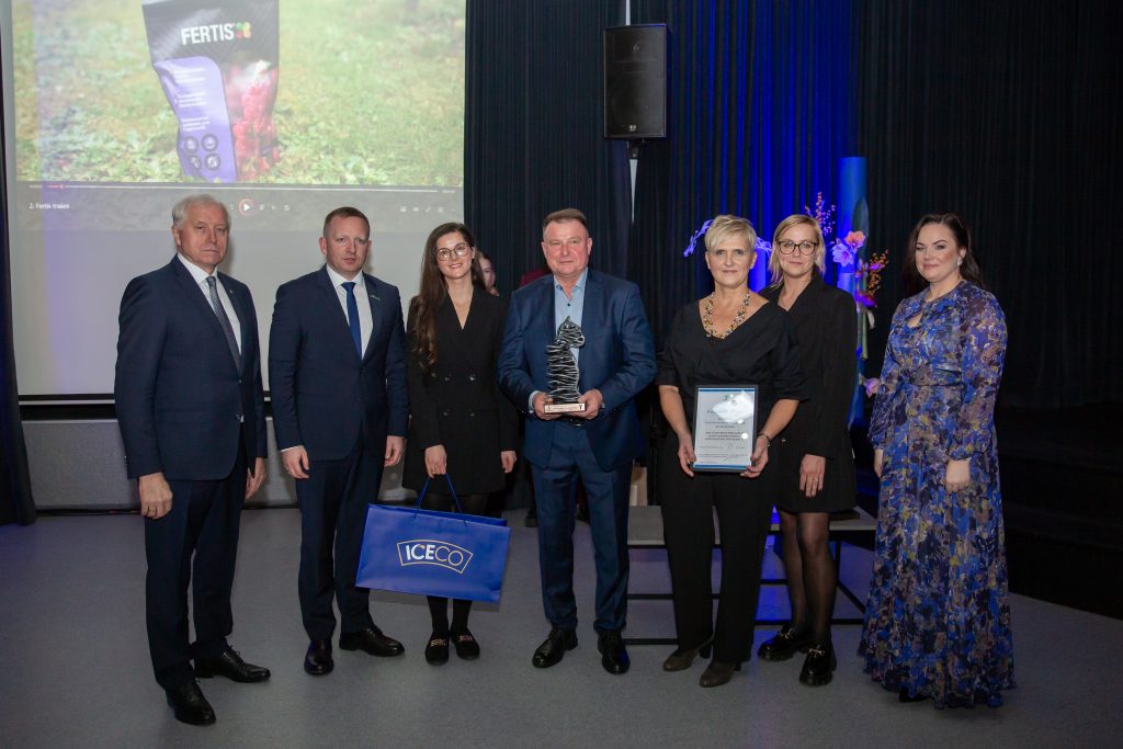 Verslo apdovanojimai „Metų žvilgsnis 2025“ subūrė Marijampolės regiono verslininkus į šventinį vakarą – chamber.lt