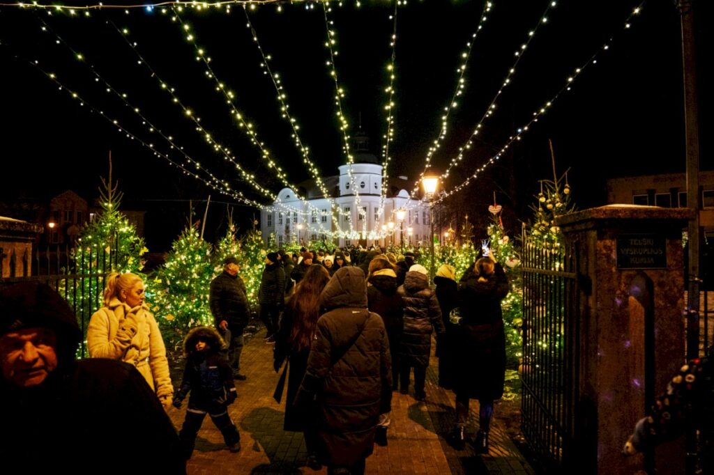 Telšiai eglę įžiebs ir gimtadienio torto žvakutes užpūs gruodžio 6 dieną!