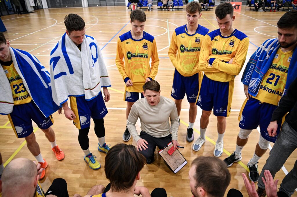 Birštono „Milasta“ ir VDU komandos