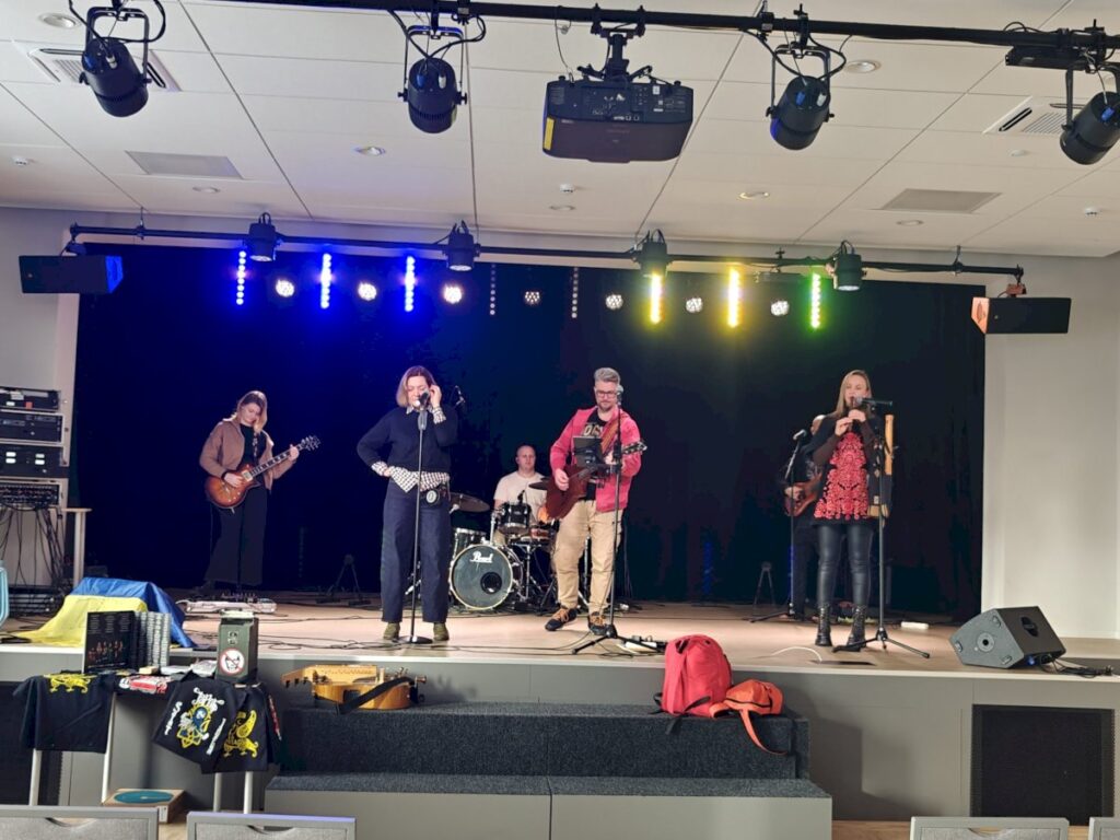 Lietuvos muzikos ir kultūros bendruomenė renka lėšas Ukrainos muzikantams