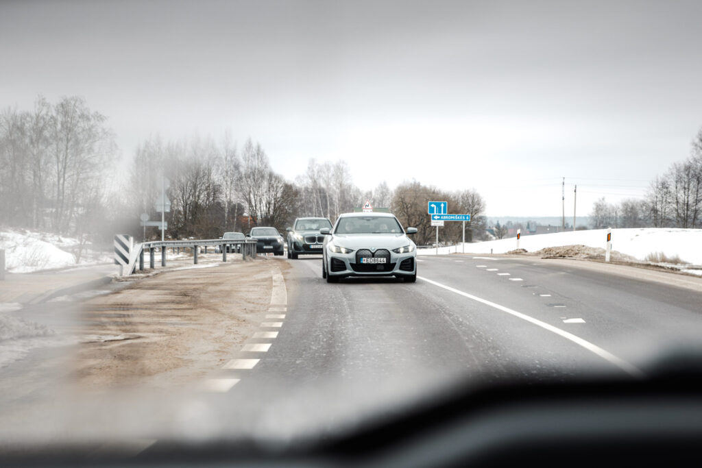 Naujos kartos BMW iX3 pasirodys Lietuvoje kovo 7 d.