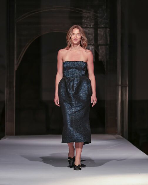 Nuolatinės nuolaidos ir lūžtančios spintos: kaip rinktis kokybiškus drabužius?