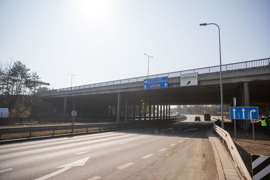 Pradedama Gariūnų viaduko rekonstrukcija automagistralėje A1