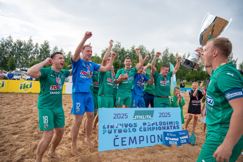 Pradedama registracija į 2026 metų „Stiklita“ Lietuvos paplūdimio futbolo čempionatą