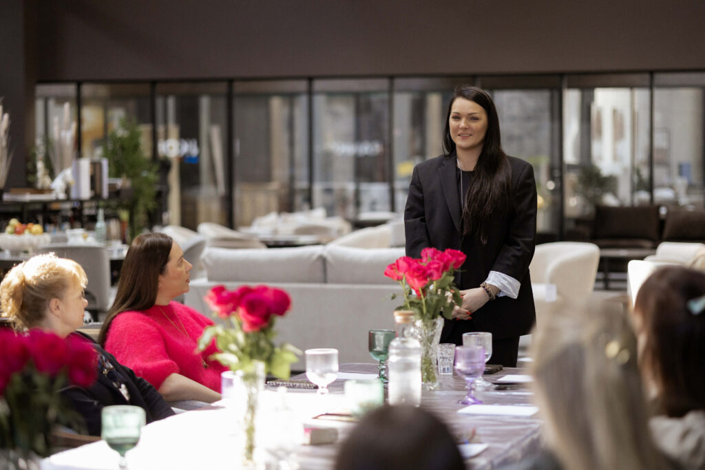 Mergvakaris, kurio nepamirš: kodėl vis daugiau nuotakų renkasi „Geismo kvapą“ vietoj įprastų pramogų